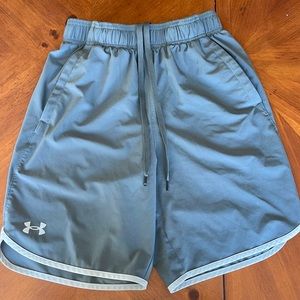 Men’s Size S Under Armour shorts